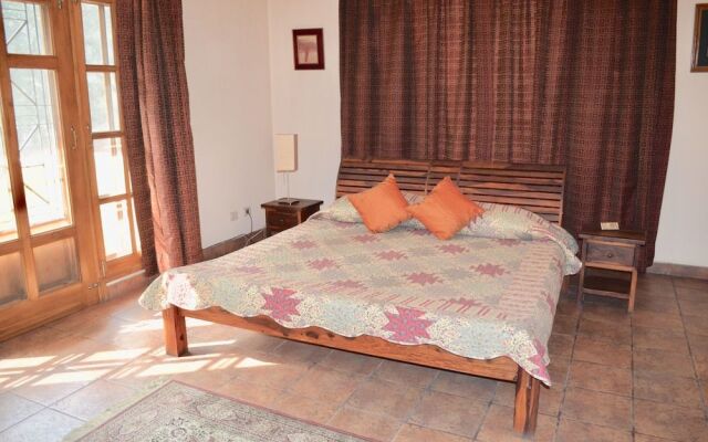 Malik's Villa Menage