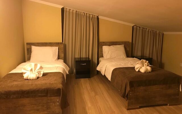 Royal Palace Hotel