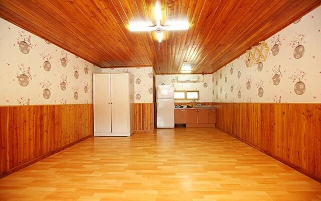 Gapyeong Clear Brook Green Mountain Pension