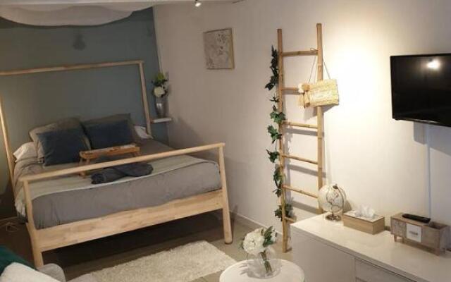 Charmant Studio à Colombages