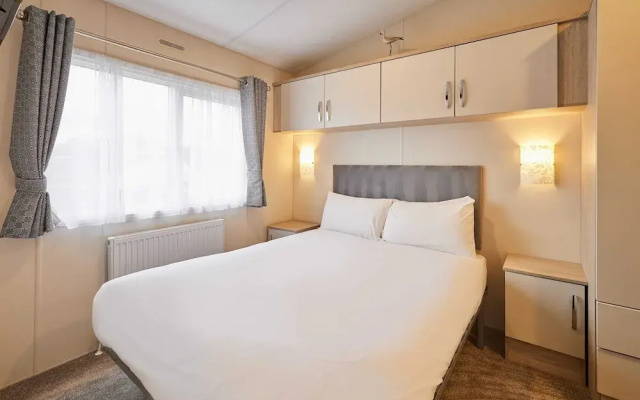 Host Stay Deer View Lodge