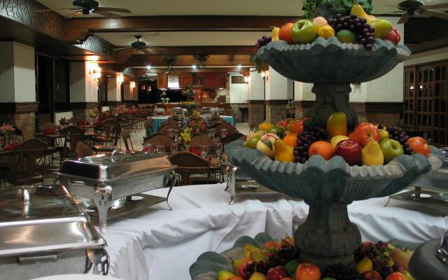 Crown Regency Residences Cebu Hotel