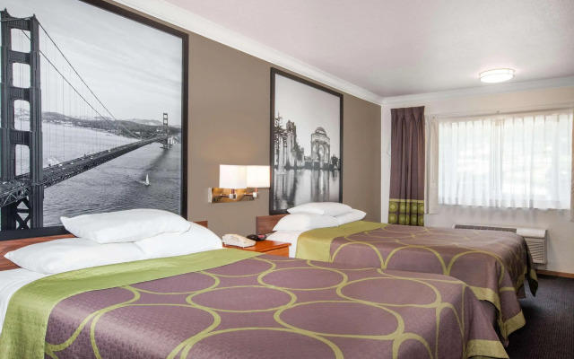 Super 8 By Wyndham Willits