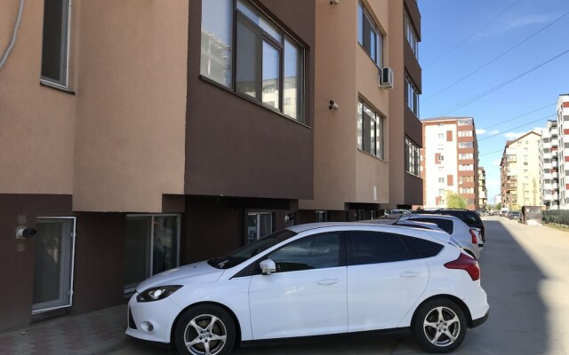 Two Room Apartment Militari Residence M9