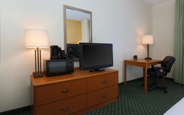 Comfort Inn & Suites - Zanesville (ex. Wingate By Wyndham)