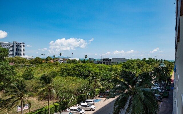 Jomtien Beach Condominium.