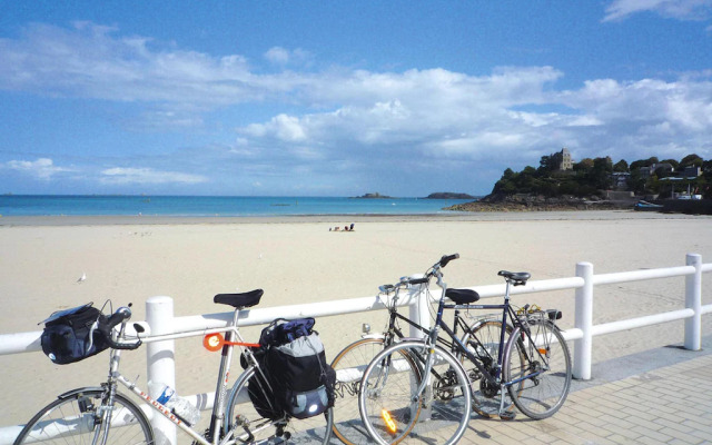 Nice apartment on the Emerald Coast, Ploubalay Beaussais-sur-Mer