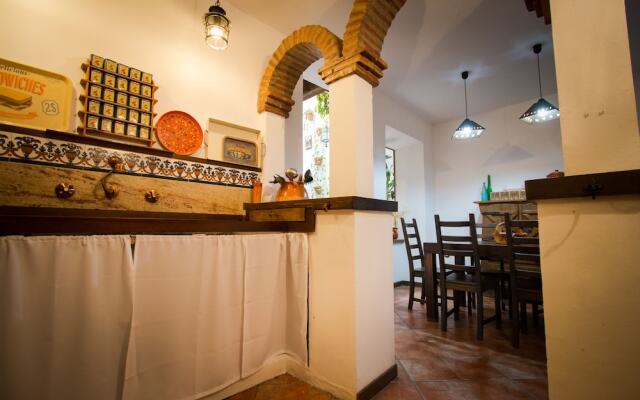 Holidays2Malaga Terrace Center Apartments