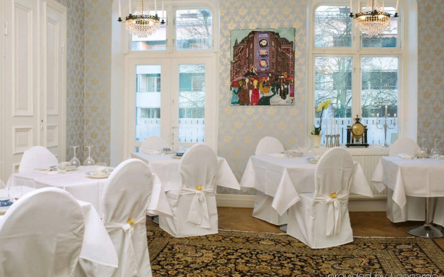 Annas Hotell