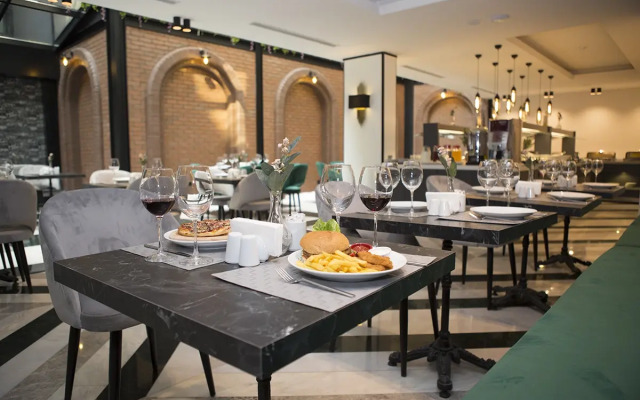 Emens Hotel
