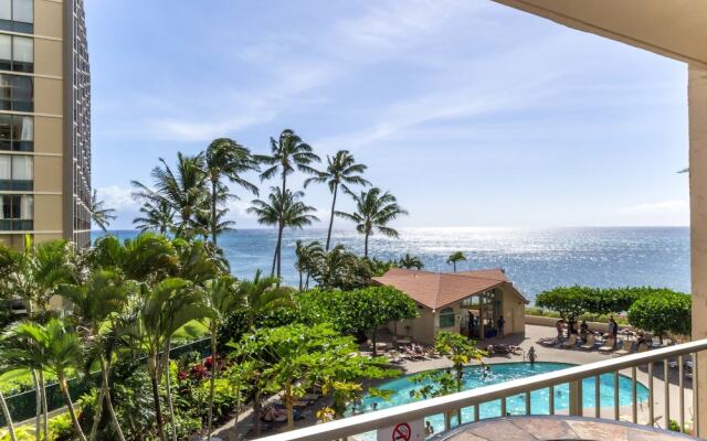 Royal Kahana 315 by RedAwning