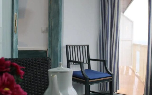 Avenida 5C in Roses With 2 Bedrooms and 2 Bathrooms