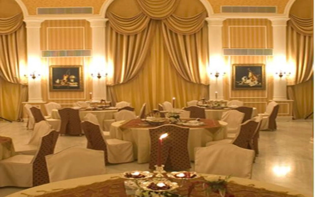 Issham Hotel
