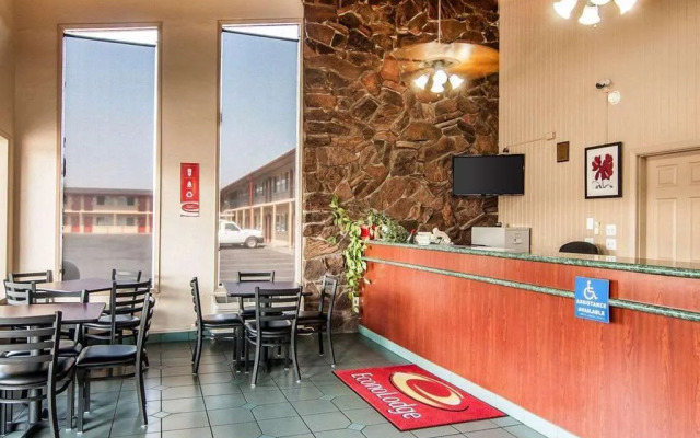 Bend Inn & Suites