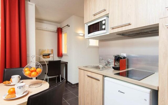 Villa Serafina Apartments