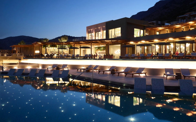 Cayo Exclusive Resort & Spa