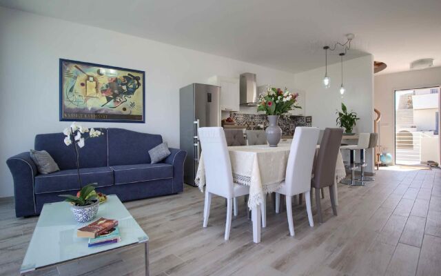 Apt Ristola Deluxe Seaview