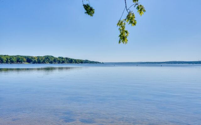 Waterfront Chautauqua Lake Retreat: Dock, Kayaks!