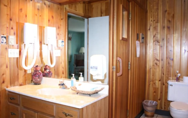 Chestnut Grove Village