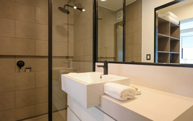 Zip Housing San Isidro