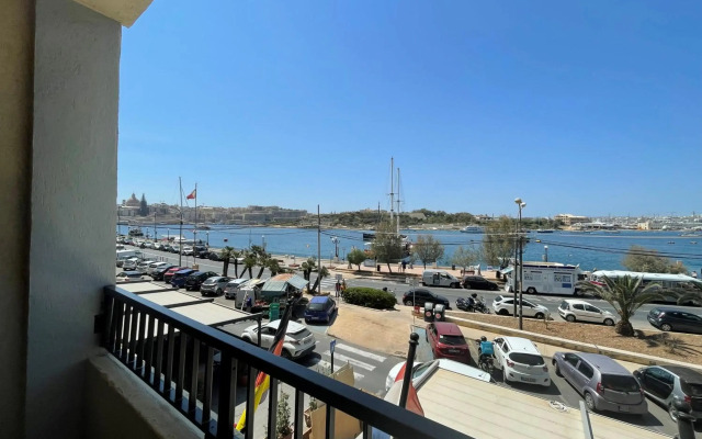 Sliema Marina Hotel