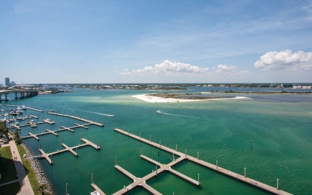 Crcph03 3 Bedroom Condo