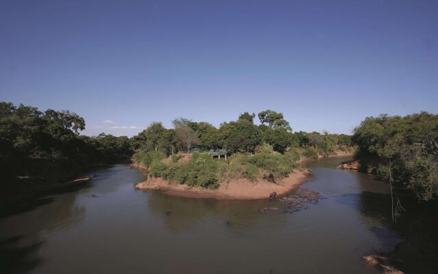 Fairmont Mara Safari Club