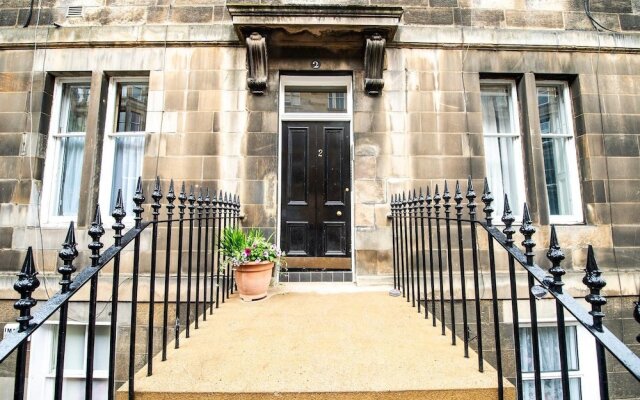 Georgian Apartment In City Centre Locals Favourite Neigbourhood