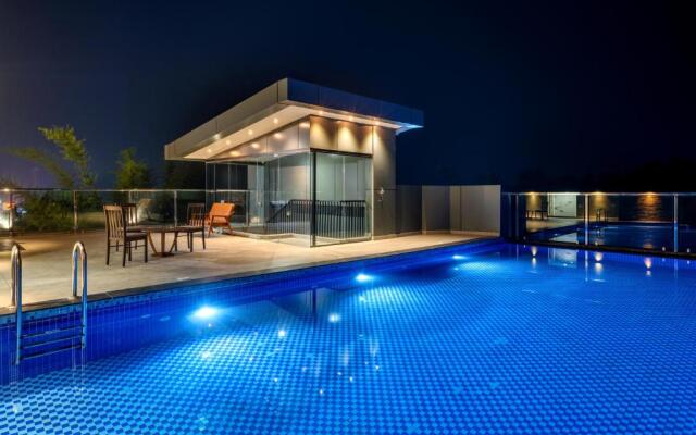 Crystal Suites