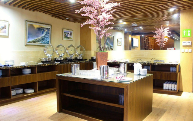 ZEN Rooms Cideng Timur Raya
