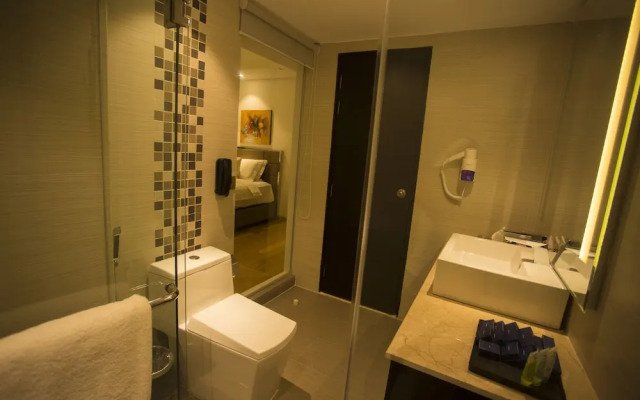 Golden Tulip The Grandmark Dhaka
