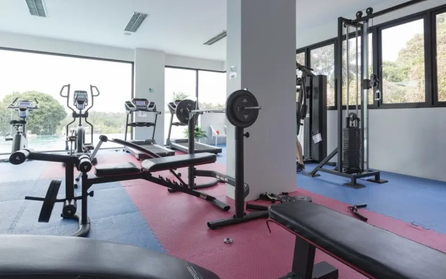 Safari 39sqm 1br Apartment Pool Walk to Naiyang Beach