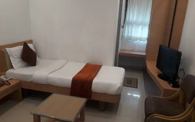 Hotel Harmony by OYO Rooms
