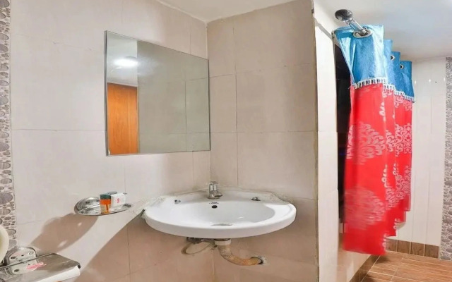 Hotel Rajshree by OYO