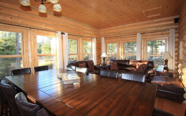 Fiddler Lake Resort