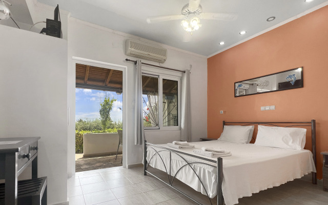 Andromaches Holiday Apartments