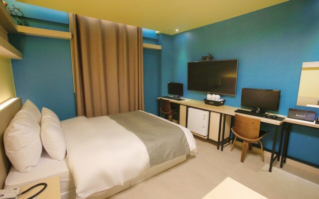 Hotel Form