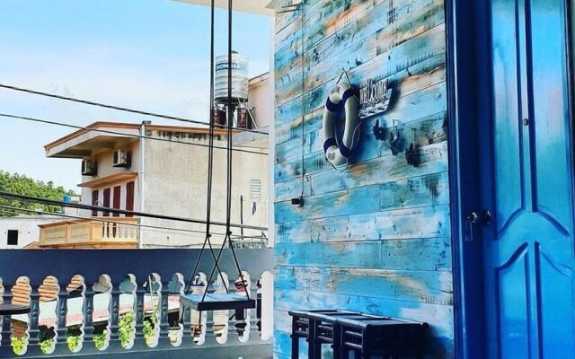 Villa Hoa Giay HomeStay Quan Lan