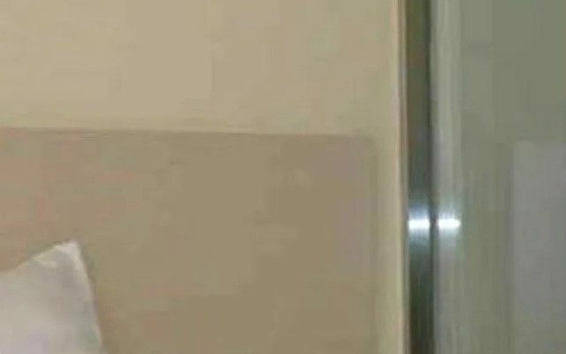 Hanting Express Shenzhen Huaqiang Bei