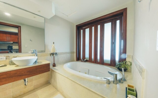 Sunny Beach View Apt at Punta Palmera CBB