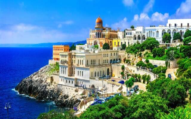 Sunrise House With Sea View