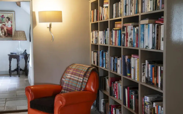 Fabulous Farmhouse in Hampshire