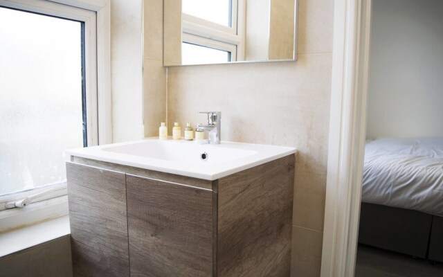 2BD for 4ppl - 5min to Elephant&castle