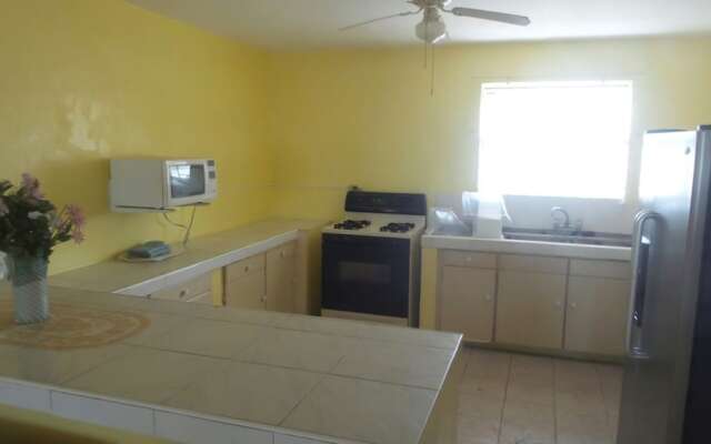 3 Bedroom Holiday Apartment