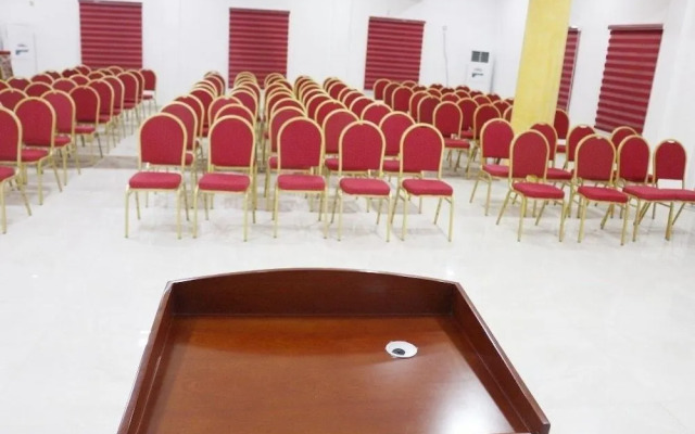 Roses Regency Hotel and Suites