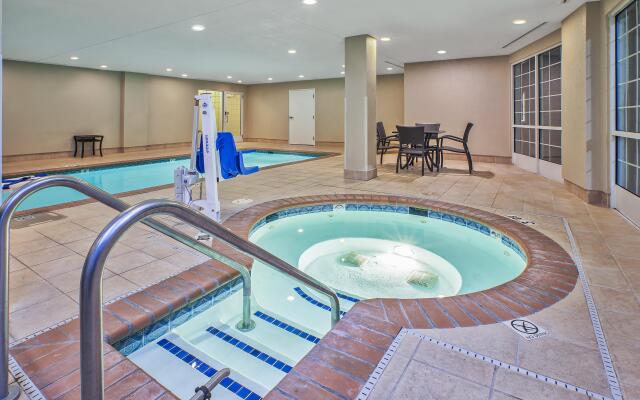 Candlewood Suites Indianapolis, an IHG Hotel