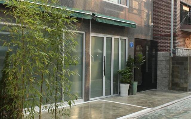 Woori Seoul Guesthouse