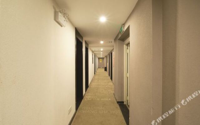 Xingman Light Luxury Hotel