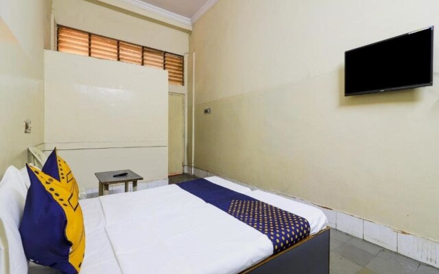 Spot On 75390 Bhavani Rest Rooms