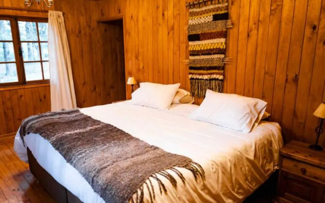 Patagonia Baker Lodge